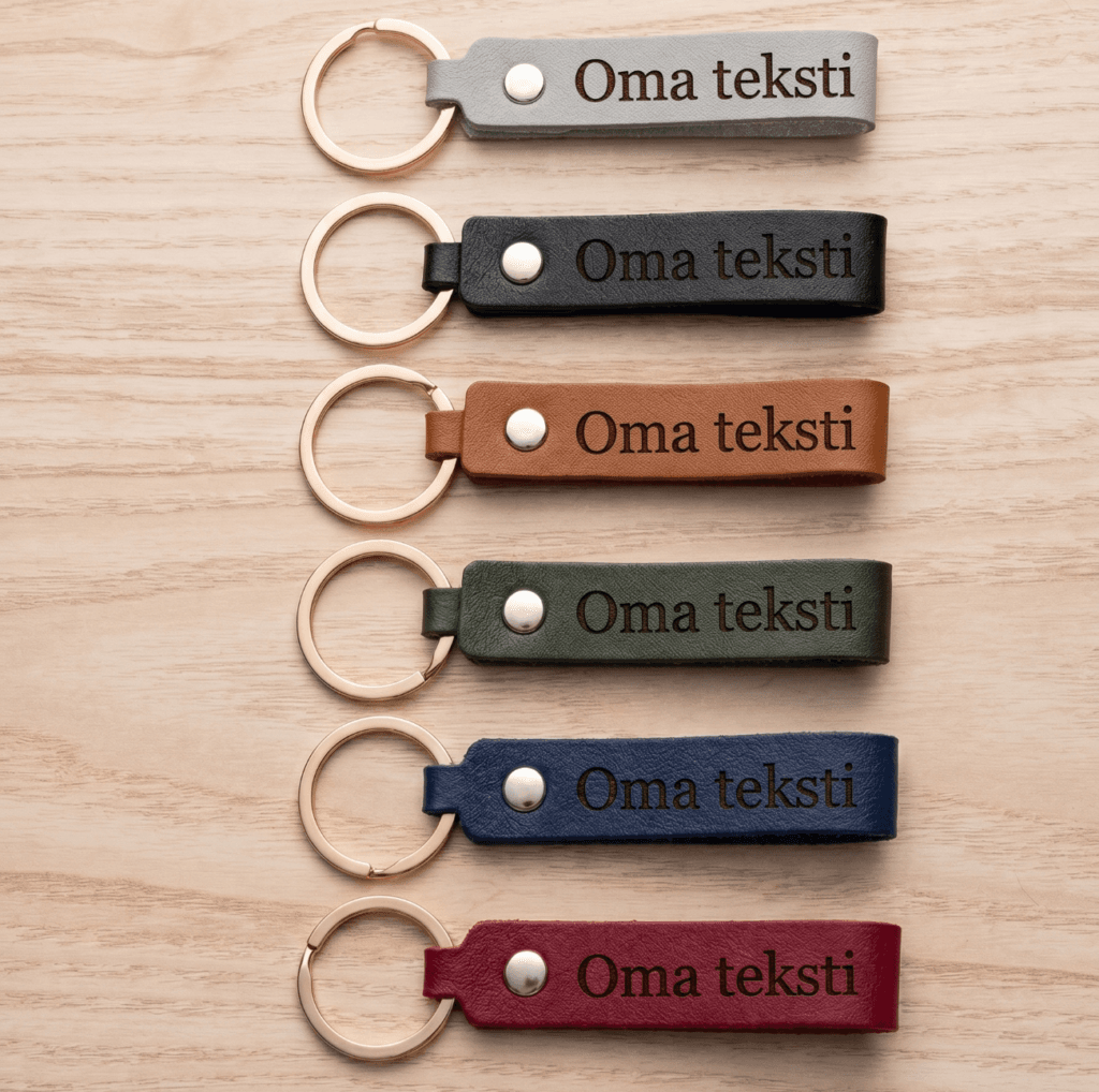 Avaimenperä keinonahka – Omalla tekstillä
