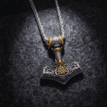 Mjölnir Viikinkikoru - Teräskaulakoru kultaisilla yksityiskohdilla