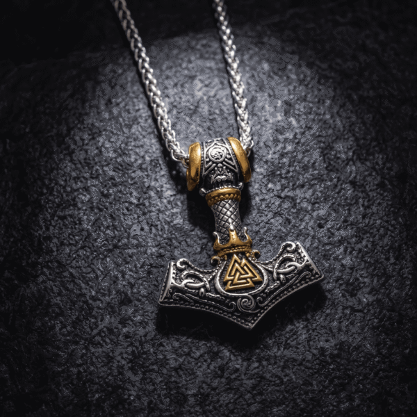 Mjölnir Viikinkikoru - Teräskaulakoru kultaisilla yksityiskohdilla